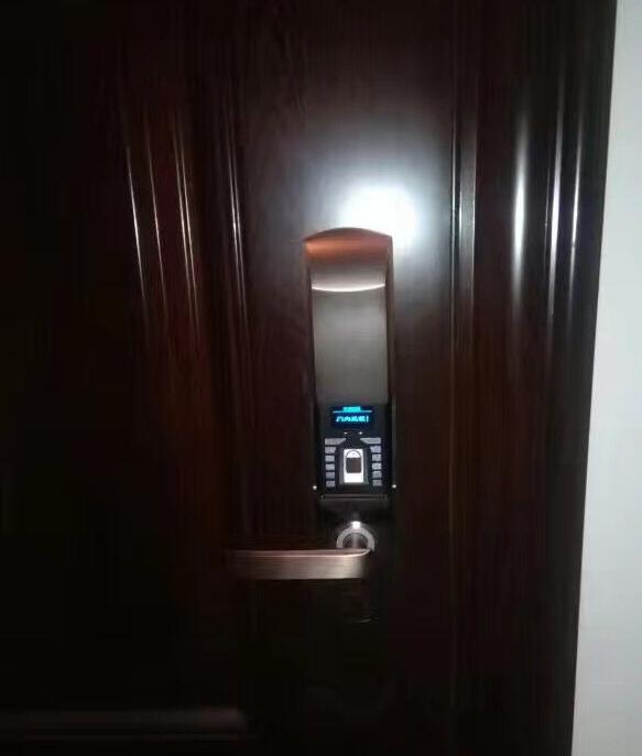 亚太天能指纹锁安装完工
